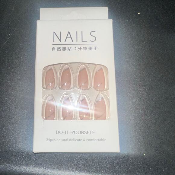 Press On Nails French Pink Silver White Fake Nails - Picture 4 of 5